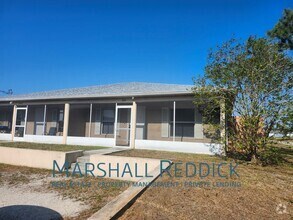 Building Photo - 3 bedroom 2 bath