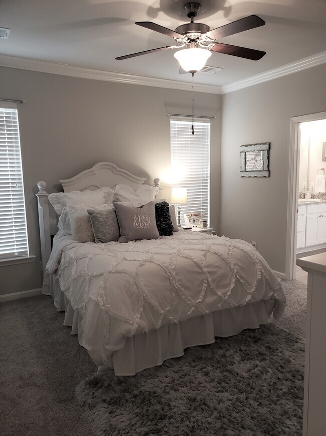 Building Photo - 7635 Antebellum Ave