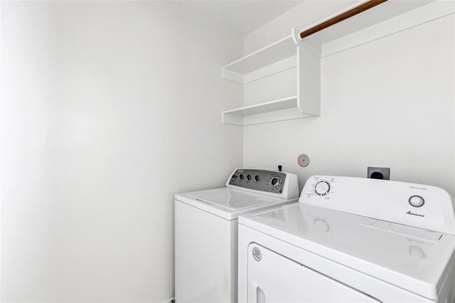 Building Photo - 17635 Olympic Park Ln