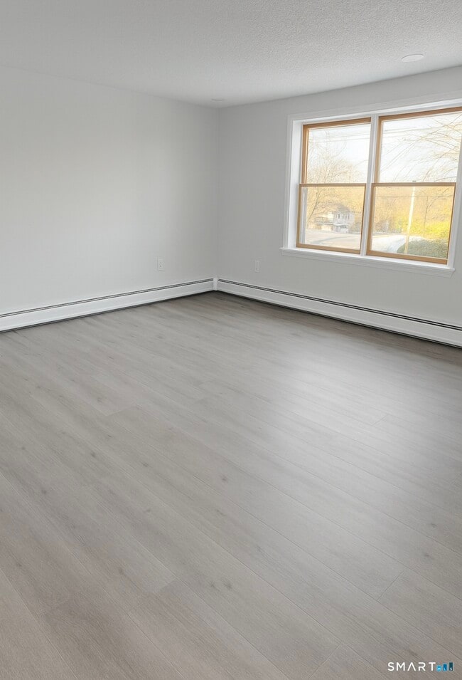 Building Photo - 316 High Rd