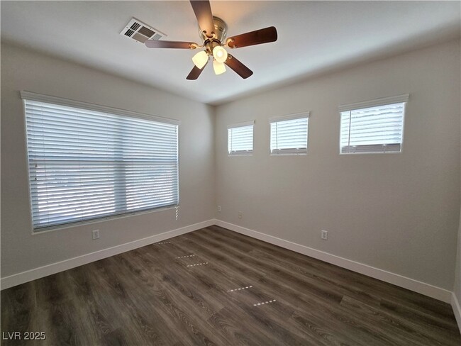 Building Photo - 8789 Ashley Park Ave