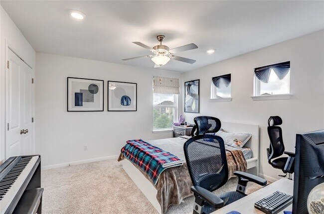 Building Photo - 713 Leeward Pass