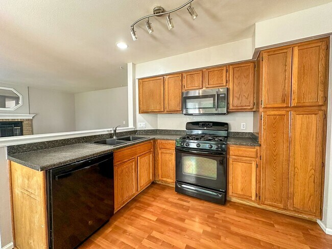 Building Photo - A perfect Highlands Ranch 4-bedroom home