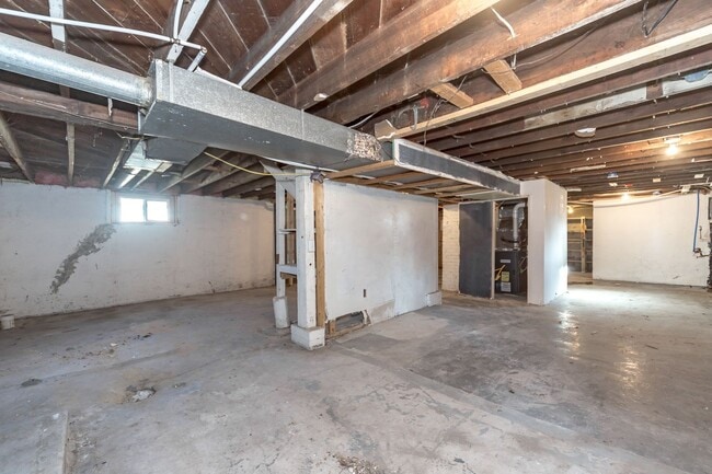 Building Photo - COMING SOON! 3 Bed 2 Bath Independence hom...