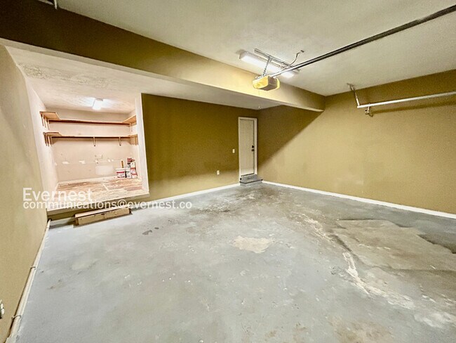 Building Photo - 715 Welford Rd NW