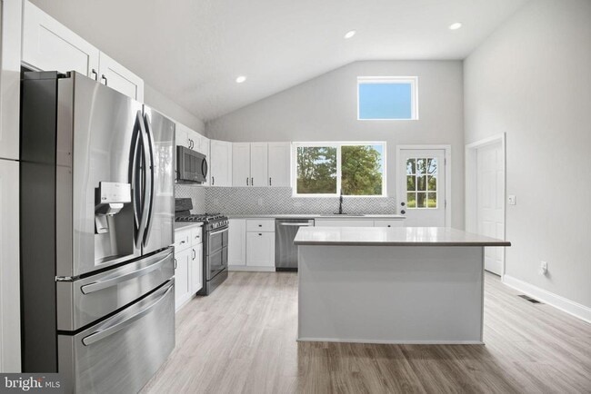 Building Photo - 8334 Herbert Ave