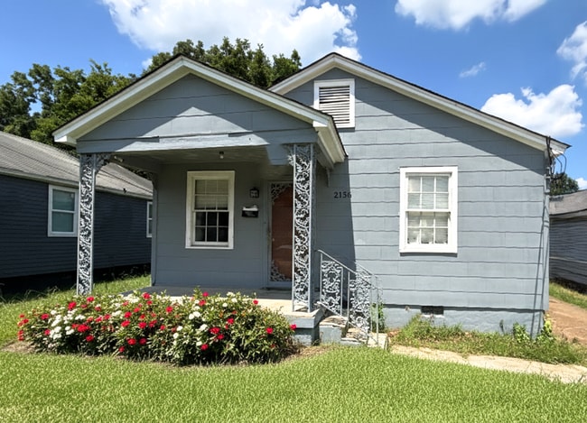 Primary Photo - 2156 Stovall Ave