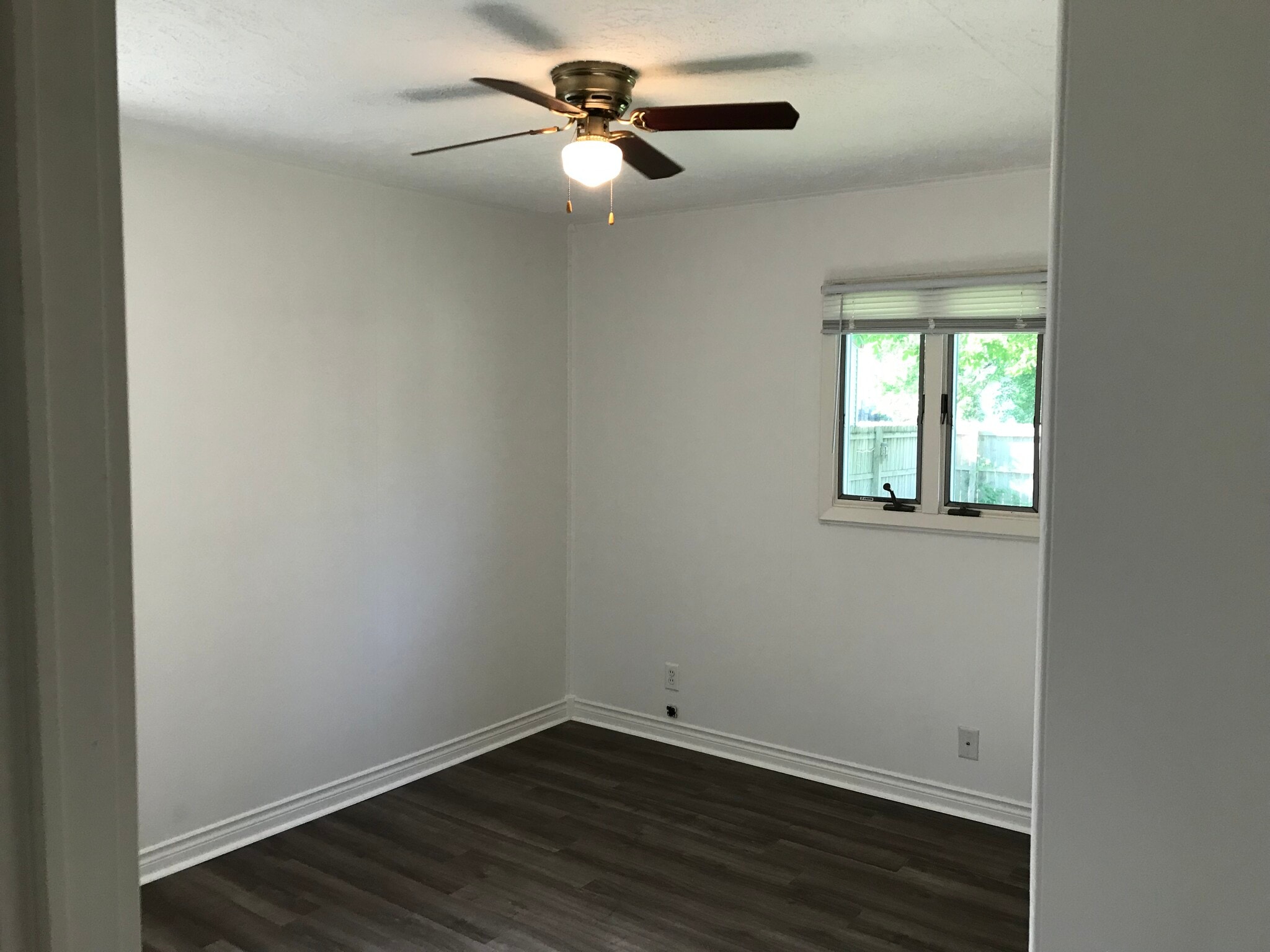 Building Photo - 1984 Pine St