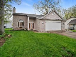 Building Photo - 9028 Hickory Knoll Blvd