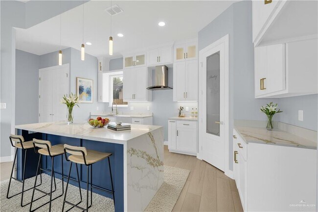 Building Photo - 16 Makayla Dr