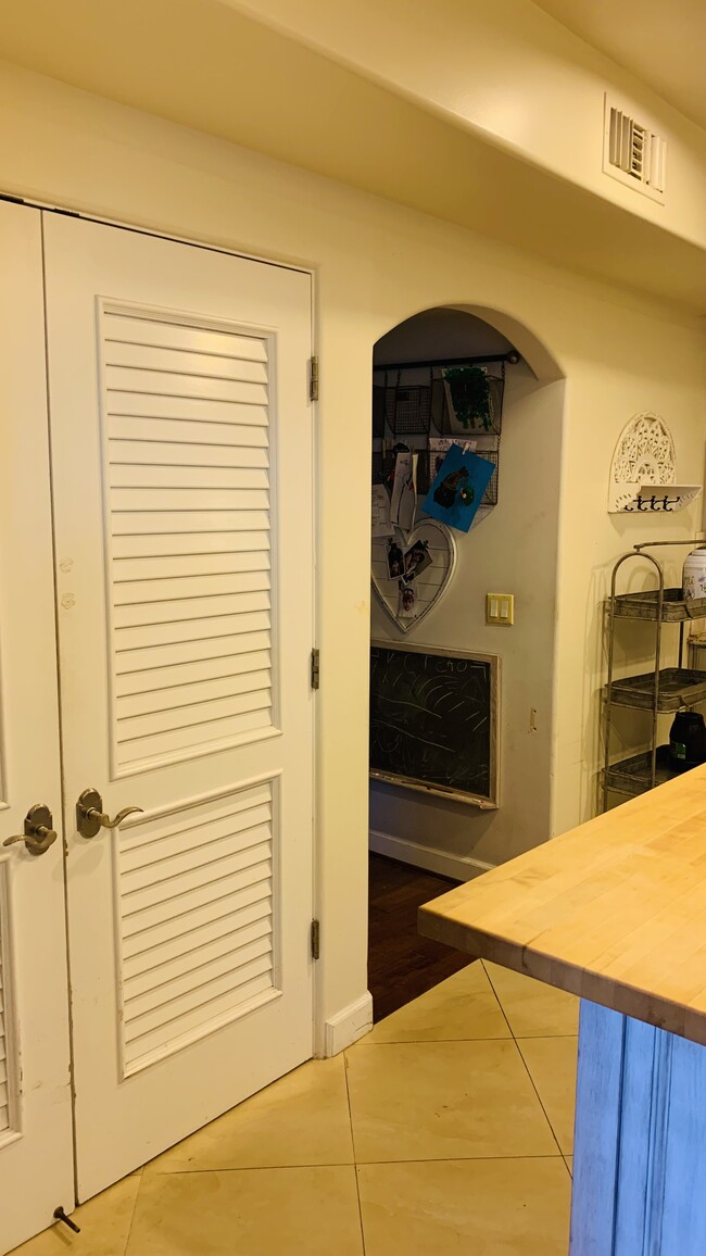 Building Photo - 12026 Rhode Island Ave