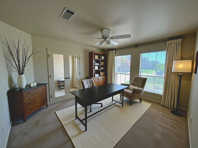 Building Photo - 3301 Bull Run Dr