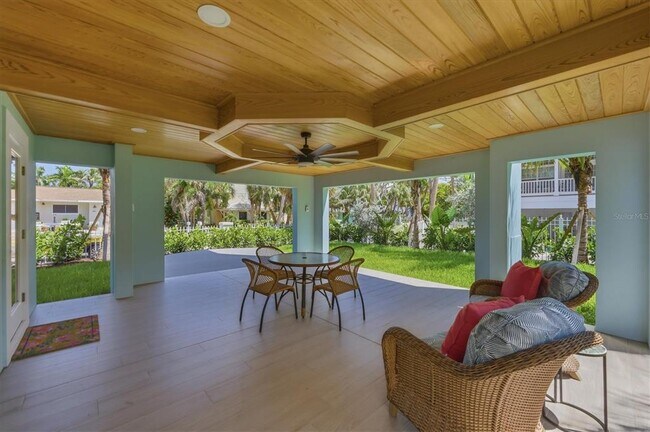Building Photo - 115 Aqua Ln