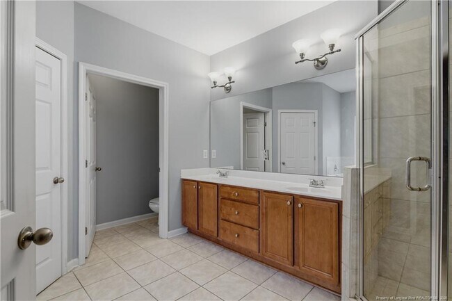 Building Photo - 625 Marshtree Ln