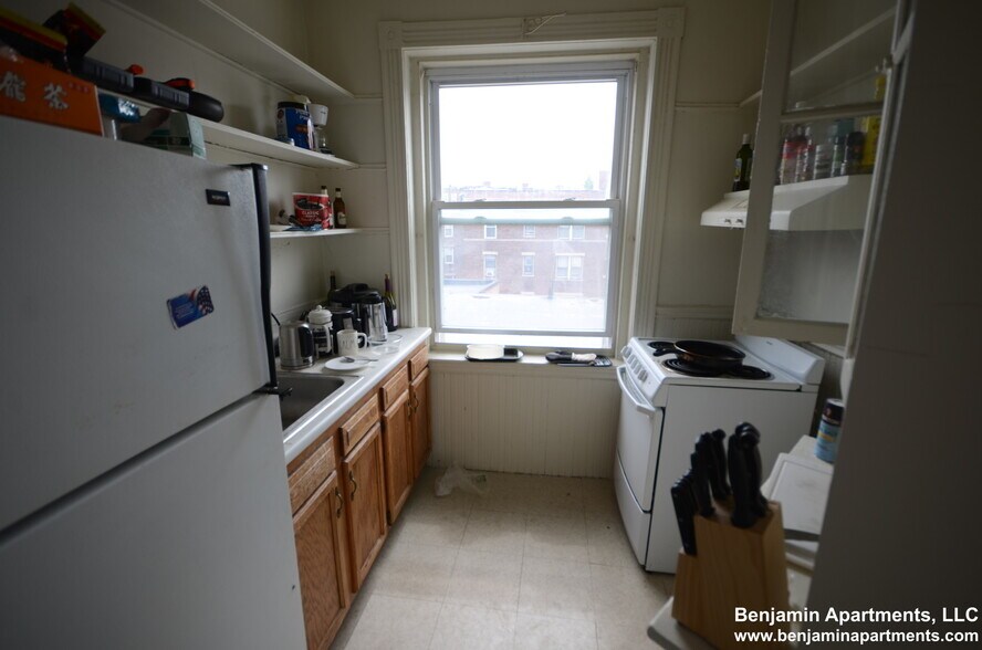 Building Photo - 1350 Commonwealth Ave