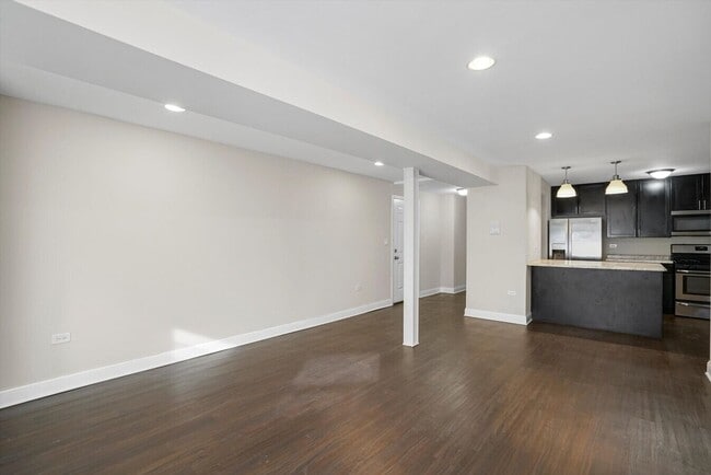 Building Photo - 4521 S Michigan Ave