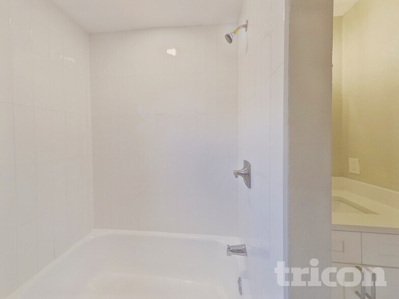 Building Photo - 4306 Woodlark Dr