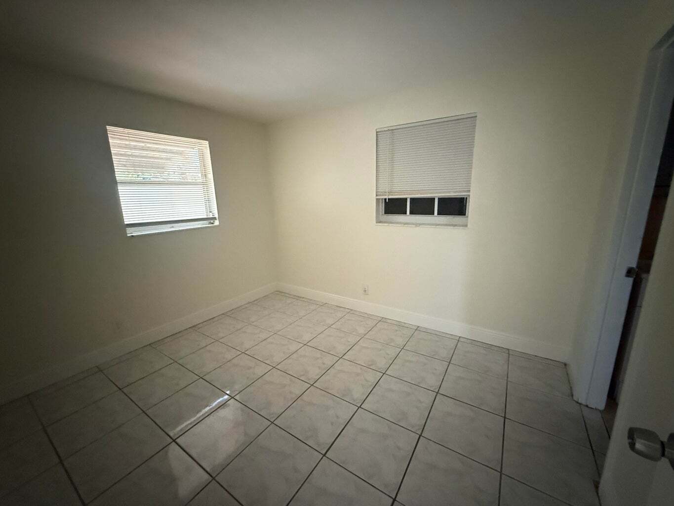 Building Photo - 5698 Gramercy Dr