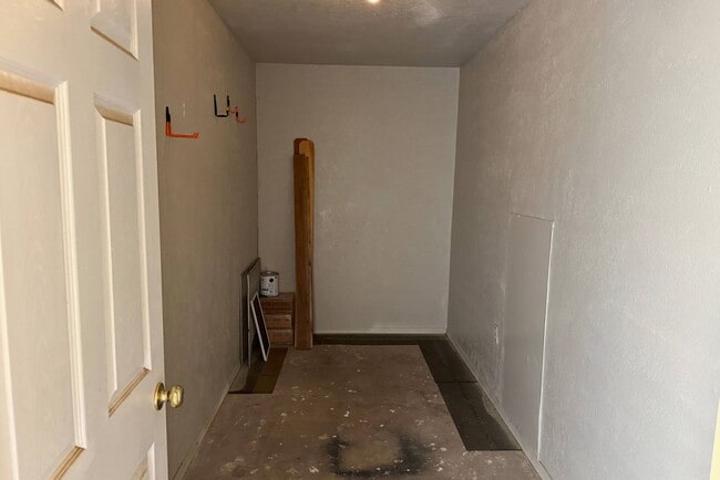 Building Photo - 1901 W Wenonah Blvd