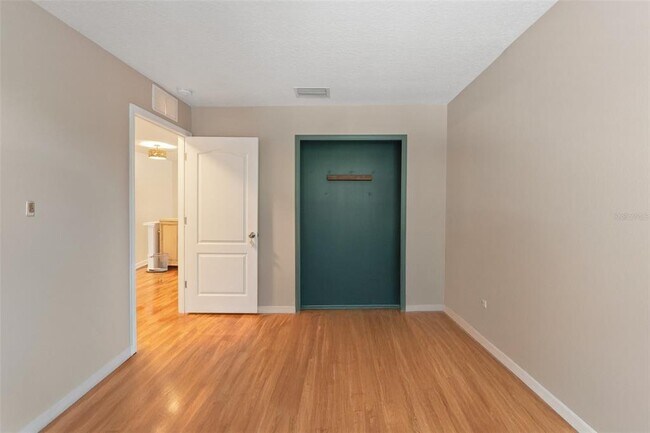 Building Photo - 2932 Lochcarron Dr