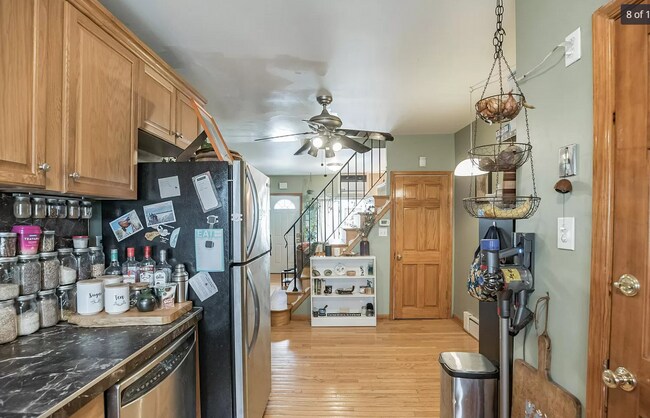 kitchen/dining area - 736 Saint Albans St