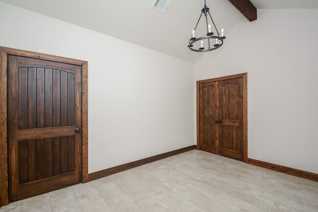 Building Photo - 29525 Turnbury Village Dr