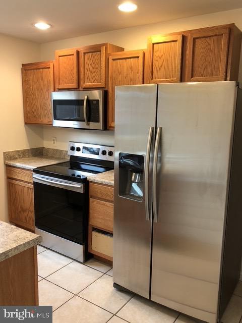 Building Photo - 2916 Wren Ct