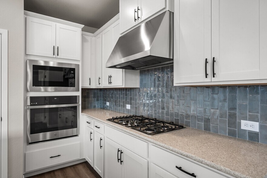 Building Photo - 6395 Laud Pt