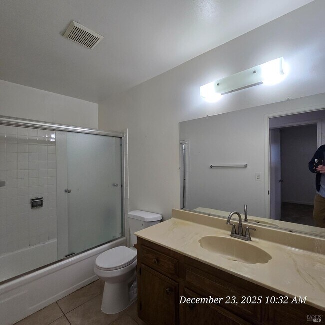 Building Photo - 4875 Silverado Dr