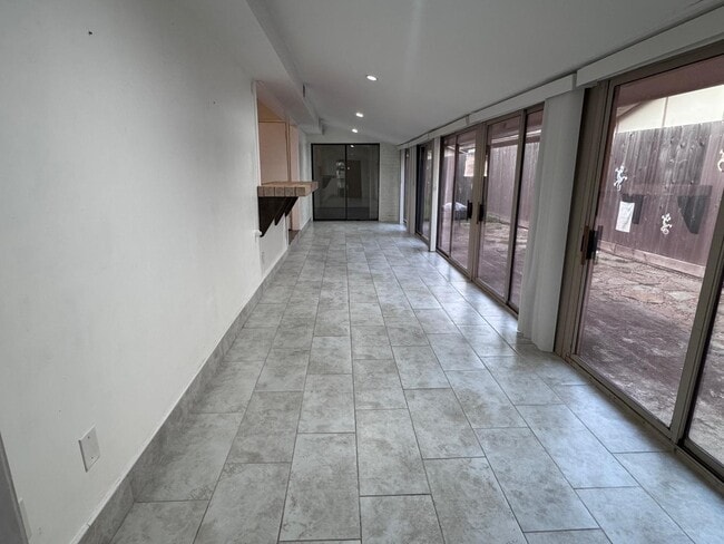 Building Photo - 15602 Camino Del Sol Dr