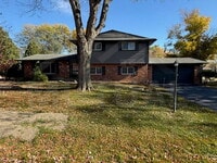 Building Photo - 26264 Greythorne Trail