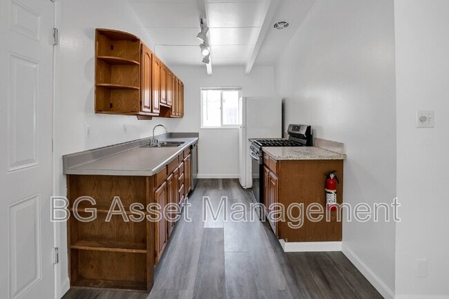 Building Photo - 1588 Ridgecrest Rd