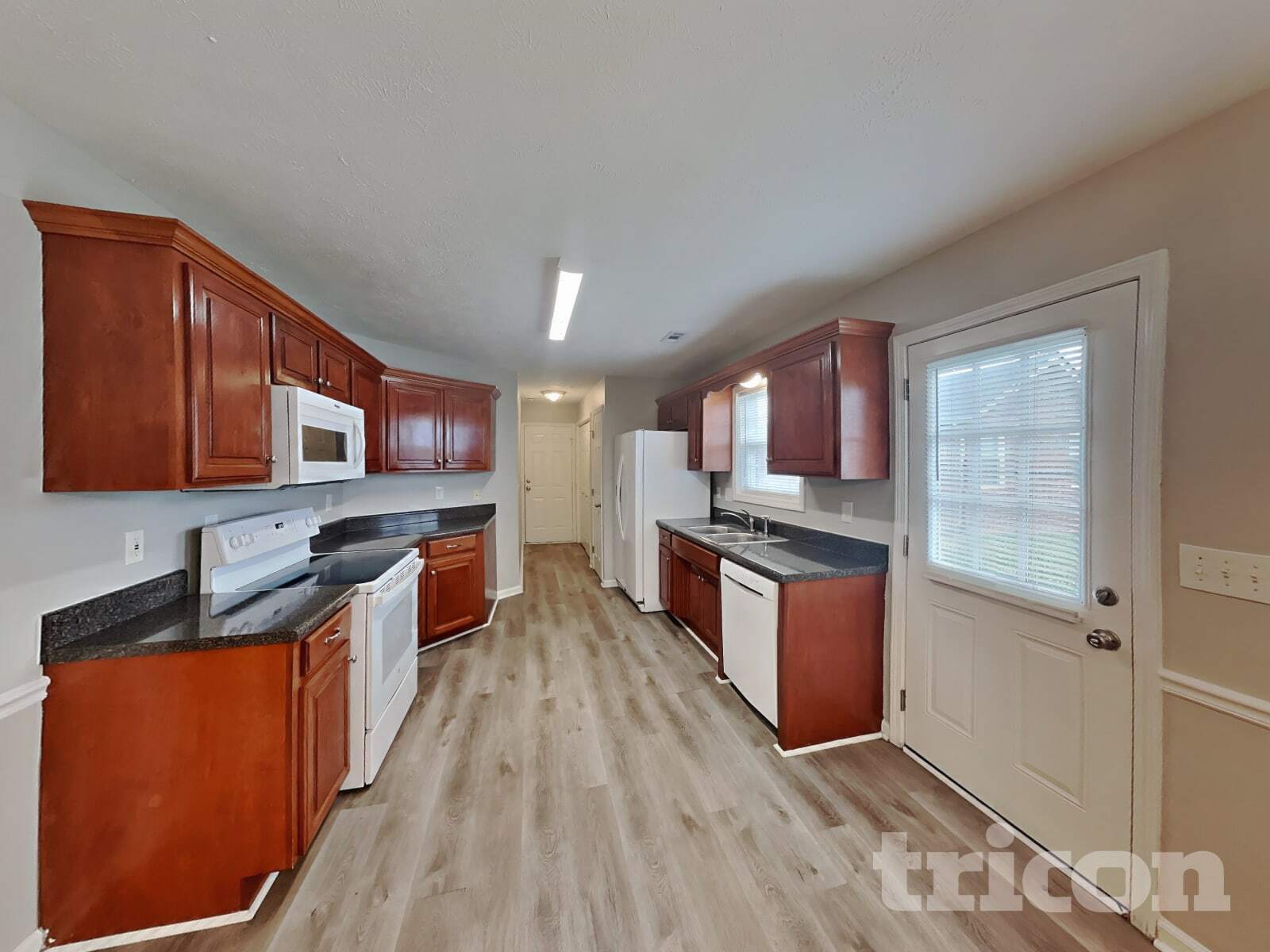 Building Photo - 9021 Macbeth Dr