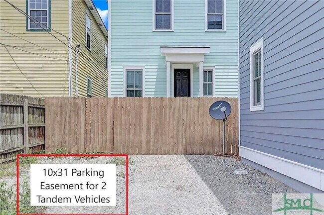 Building Photo - 4 BED | 2.5 BATH | PRIVATE OFF-STREET PARKING | OUTDOOR PATIO | WALK TO GARVIN HALL
