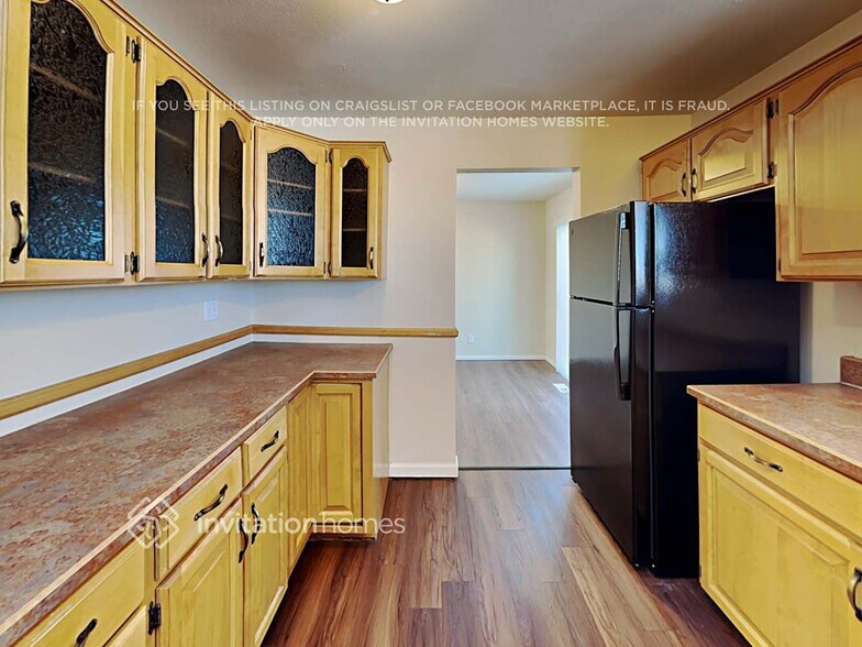 Building Photo - 6660 Bugle Dr