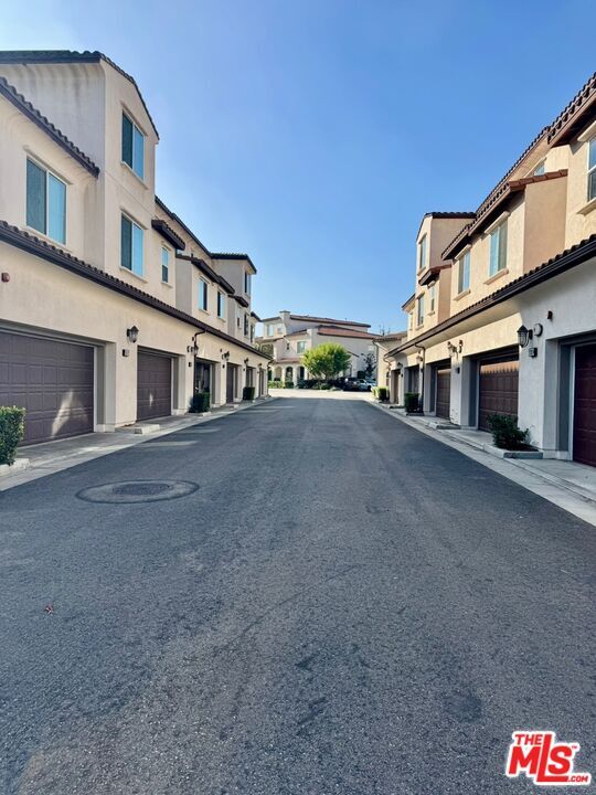 Building Photo - 13935 Fairway Dr