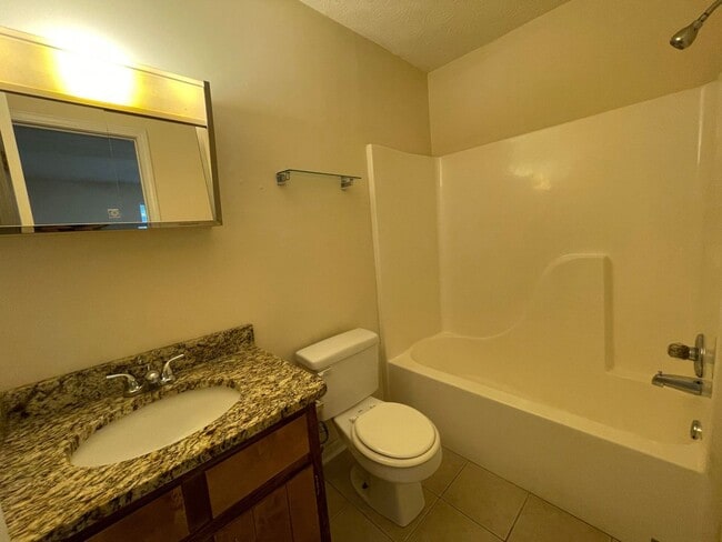 Building Photo - PRE-LEASING FOR AUGUST 7TH, 2026!