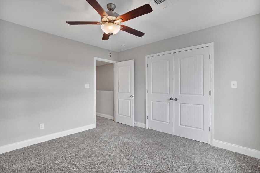 Building Photo - 541 New S Dr