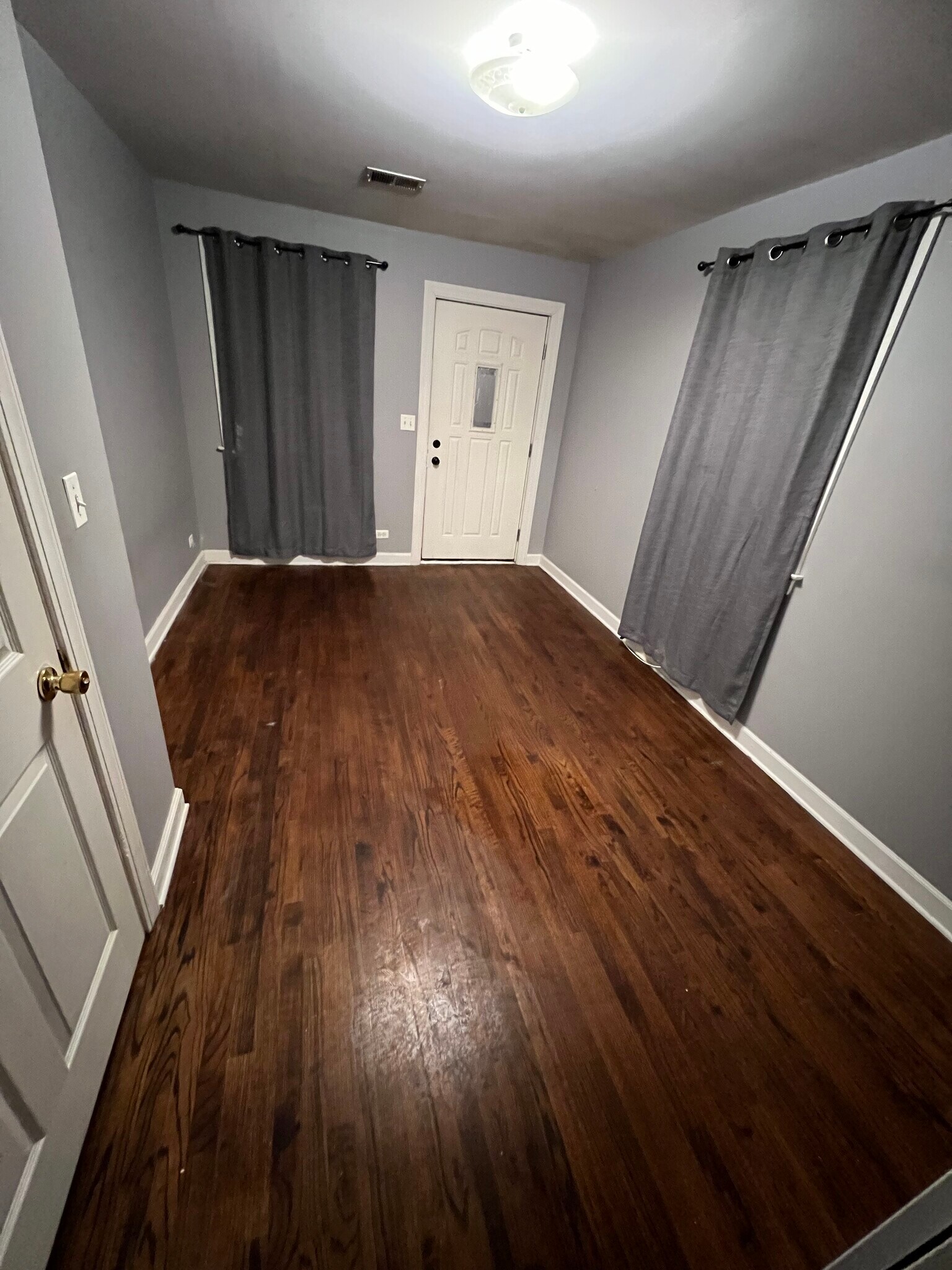 Building Photo - 2147 W 19th St