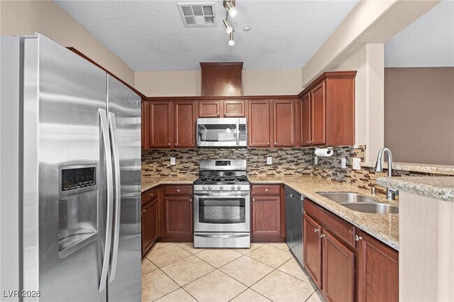 Building Photo - 4725 Basilicata Ln