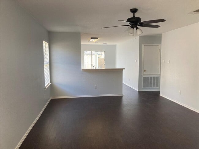 Building Photo - 3007 Crownover St