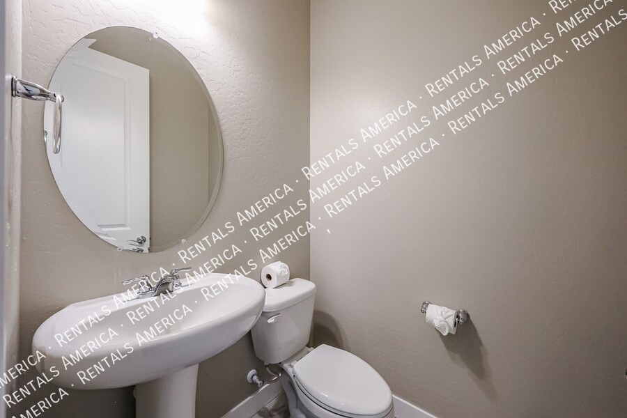 Building Photo - 31121 N 136th Wy