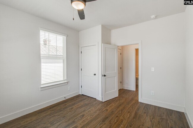 Building Photo - 2516 Richland St