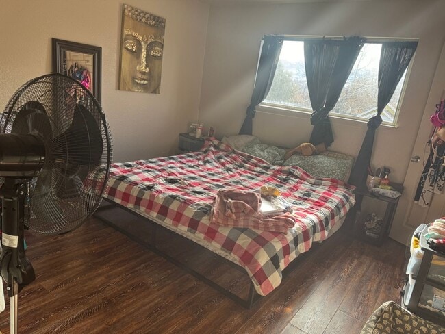 Building Photo - 1725 Sunkist Dr