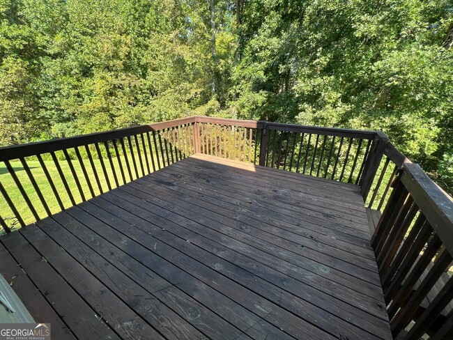 Building Photo - 1157 Chateau Terrace