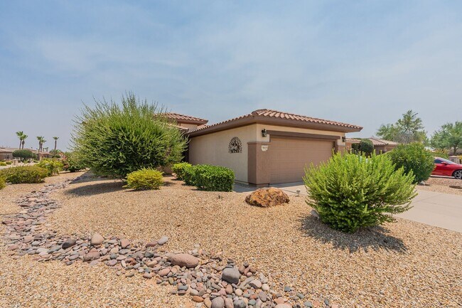 Building Photo - STUNNING Home with New AC in Exclusive 'Th...
