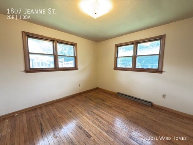Building Photo - 1807 Jeanne St