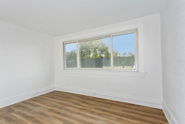 Building Photo - 2711 N 8th St