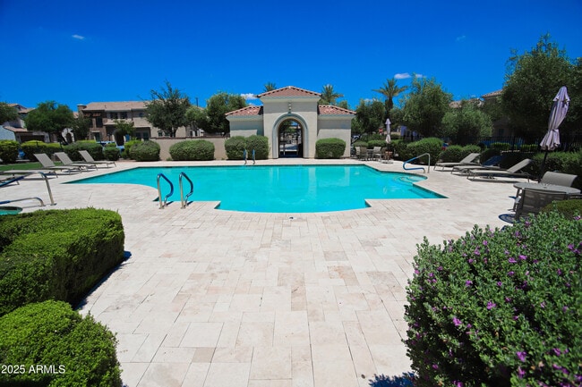 Building Photo - 4116 S Greythorne Way