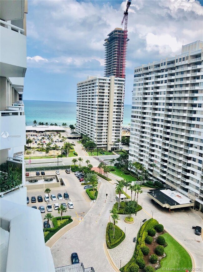 Building Photo - 1965 S Ocean Dr